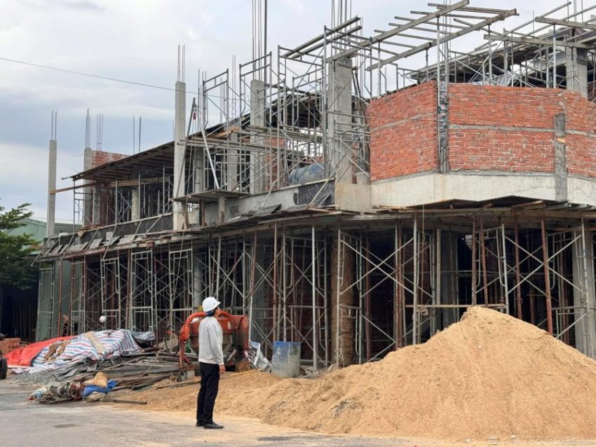 Thi công thực tế