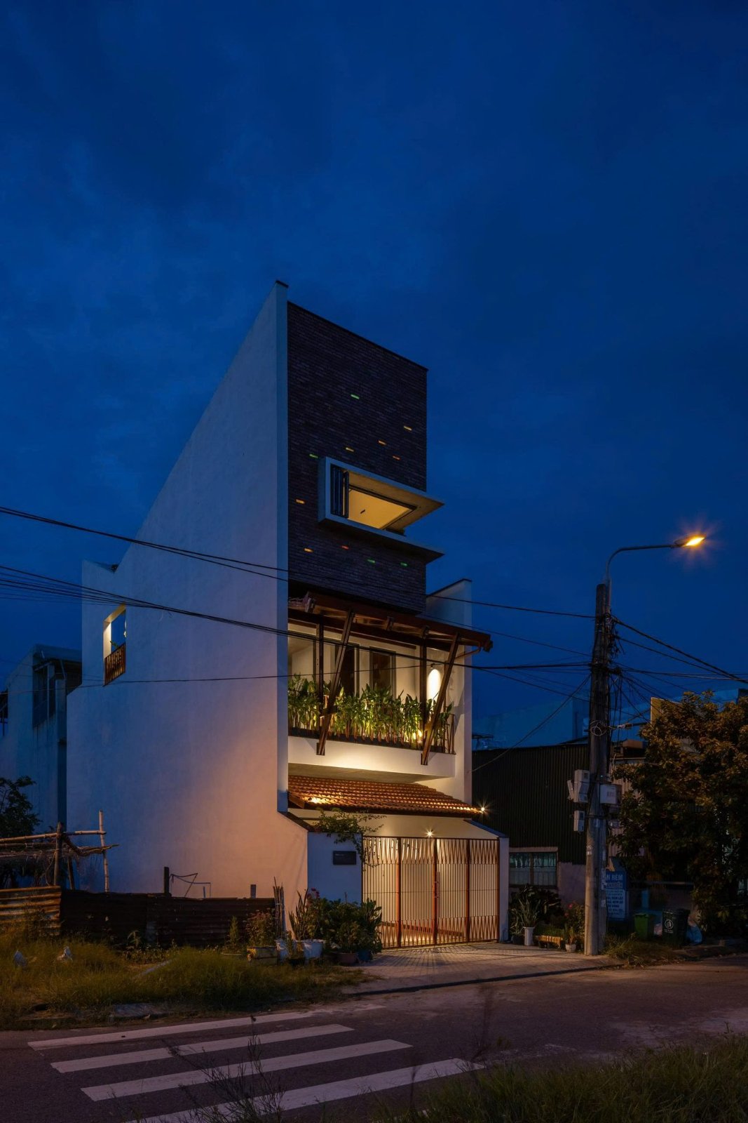 GẠO LỨT HOUSE 4